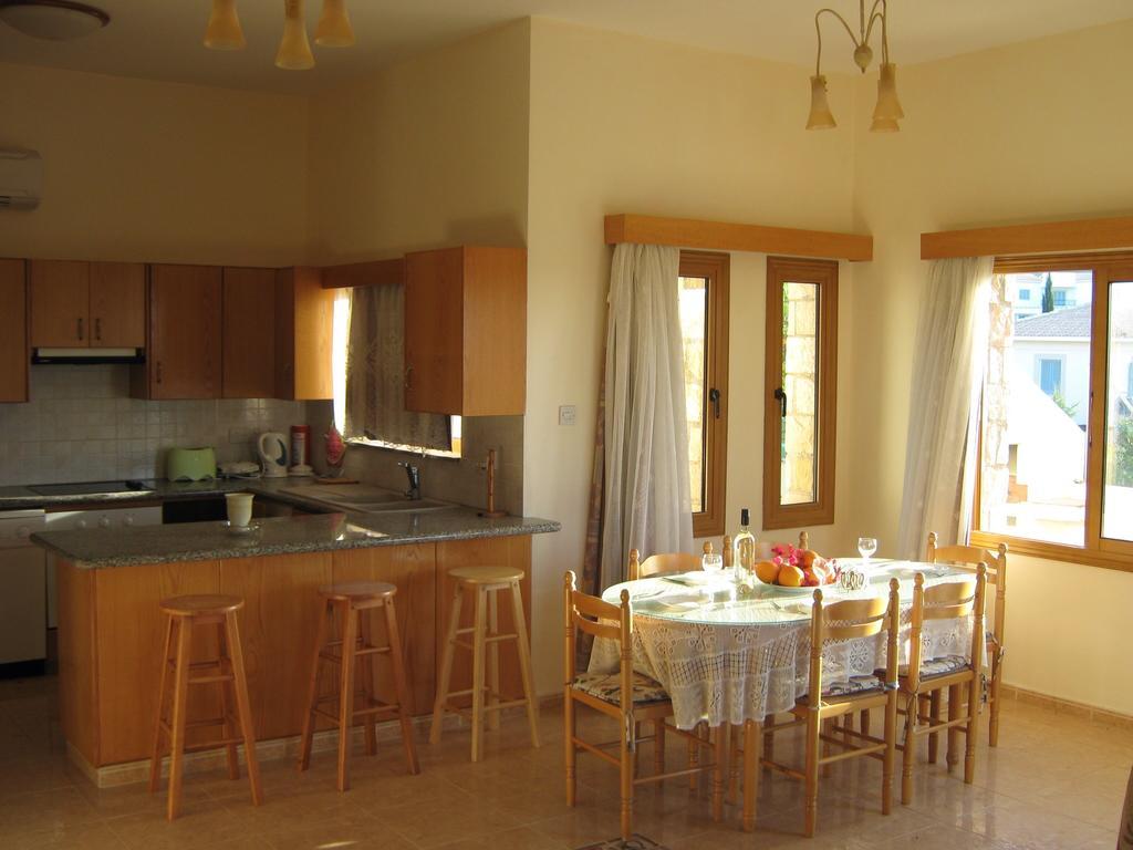 Villa Pergia Latchi Polis Zimmer foto