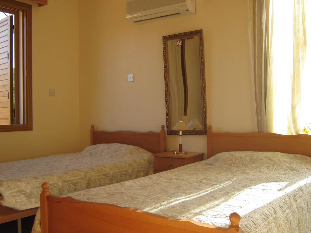 Villa Pergia Latchi Polis Zimmer foto